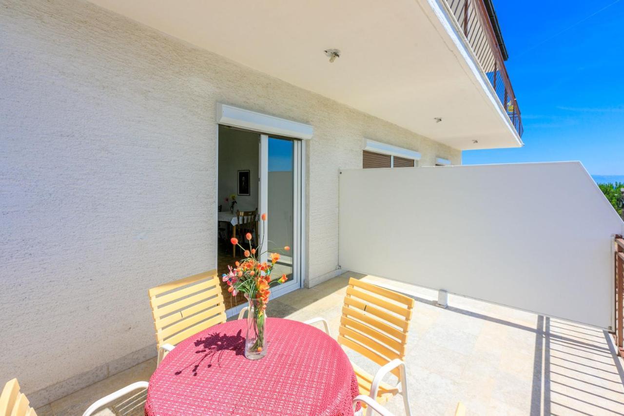 Apartments Rozaria Драмал Екстериор снимка