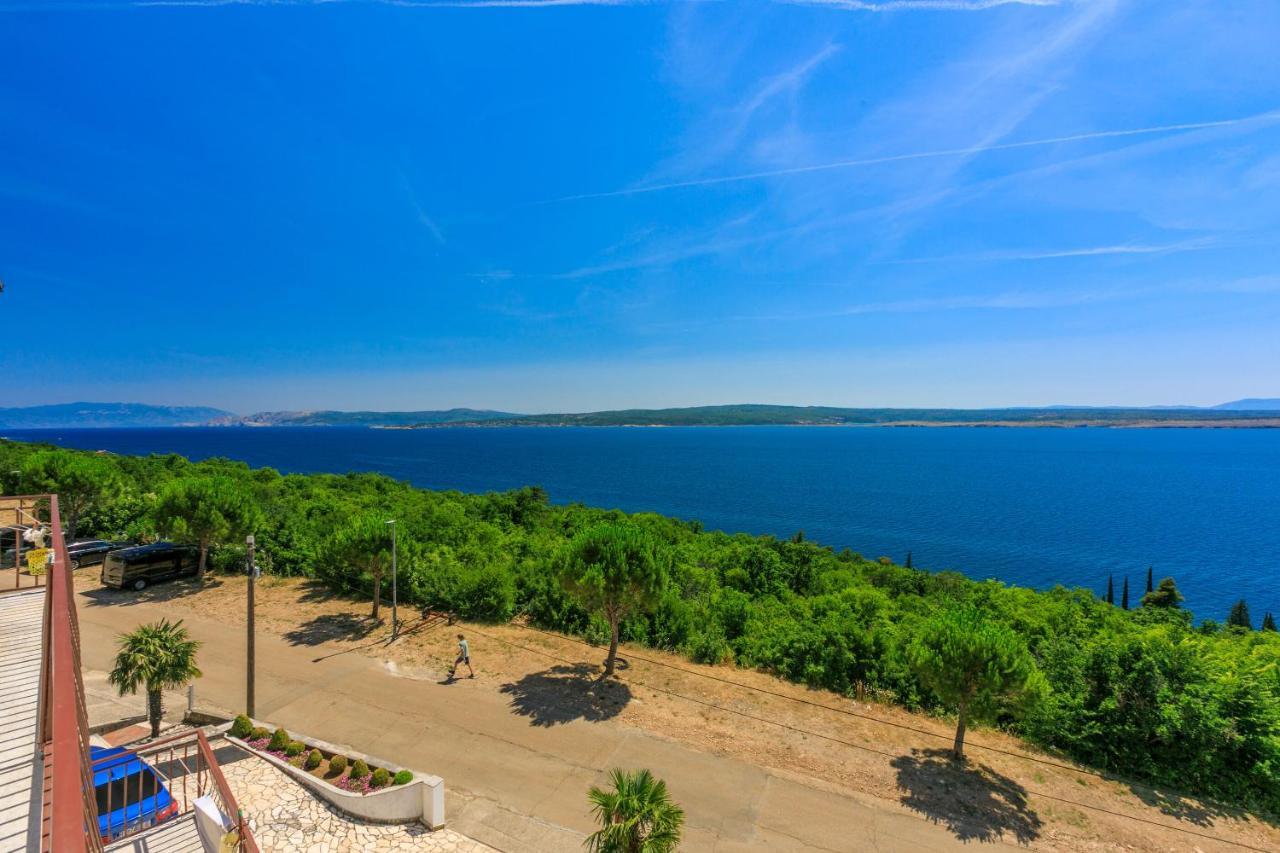 Apartments Rozaria Драмал Екстериор снимка